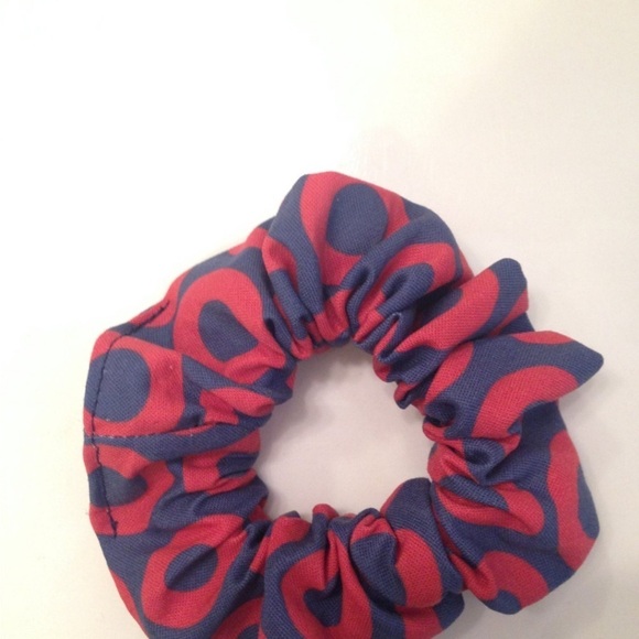 Phish Scrunchie, Fishman Donut Scrunchie - Picture 2 of 2